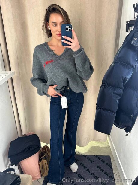 Noir Alexa star beautiful archive