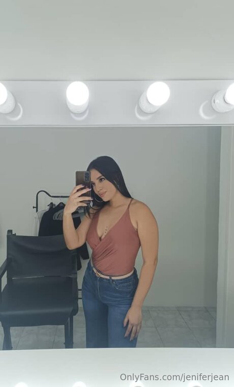 Jeniferjean xxx model pic
