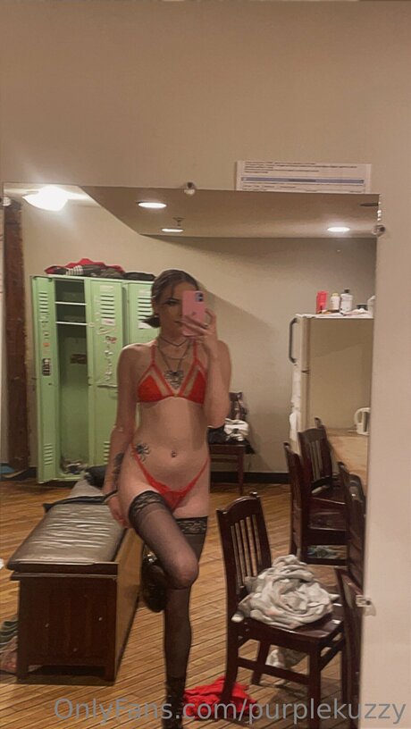 Caspersthickxx sexy model picture