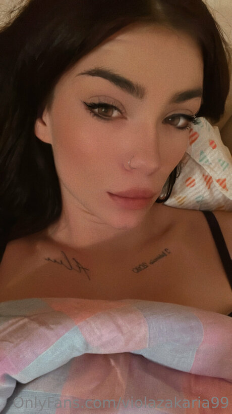 Violazakaria99 pornographic model img