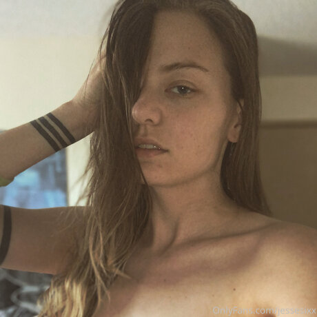 Jessesixx model hot photo