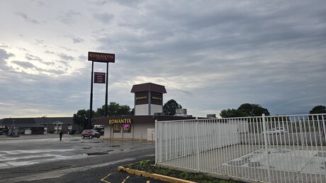 Kirk Ryner erotic actress images