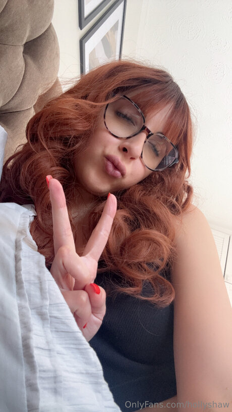 Clarawhitmore naked model pics