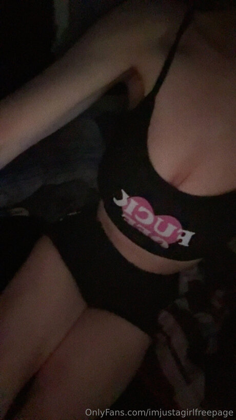 Imjustagirlfreepage pretty star galleries