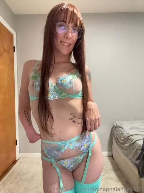 Reginaphalange1993 model free photos