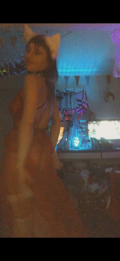 Thebrightside model beautiful image