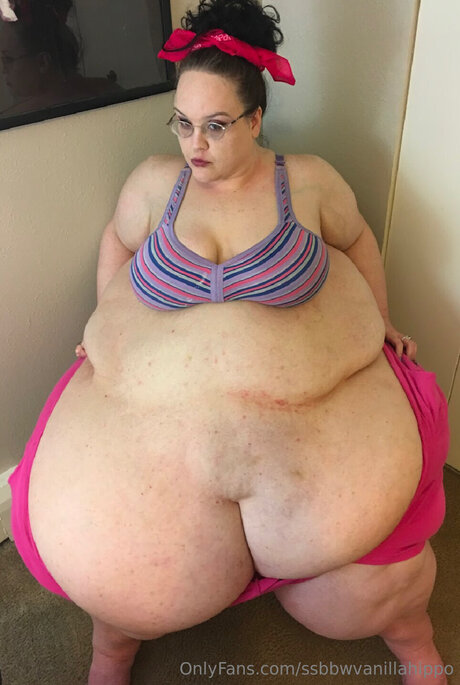 Ssbbwvanillahippo erotic actress photo