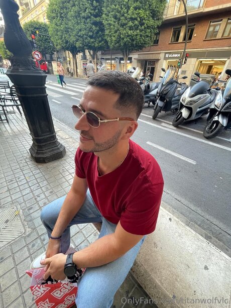 Titanwolfanss nudes star pictures