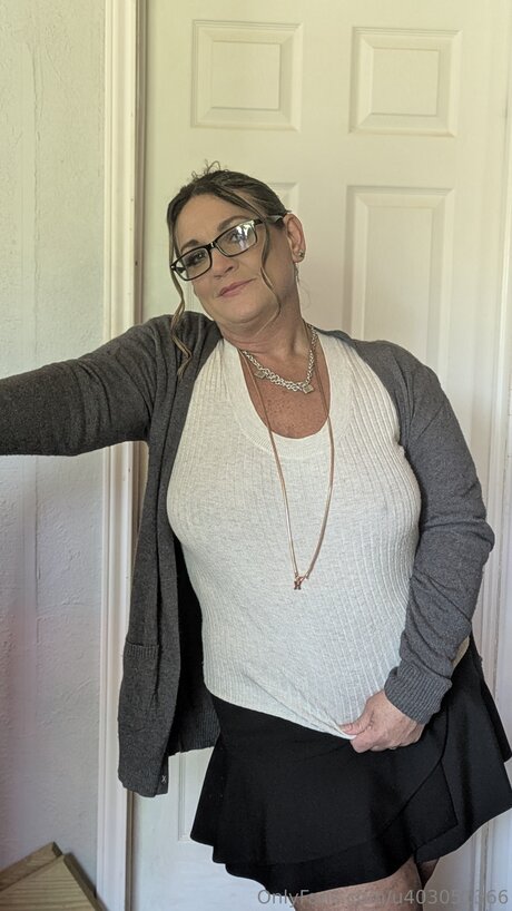 Brandy Raines erotic actress image