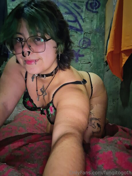 Fungitogoth perfect actress photo