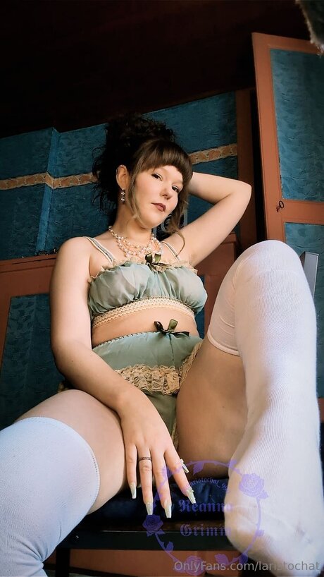 Laristochat pretty pornstar galleries