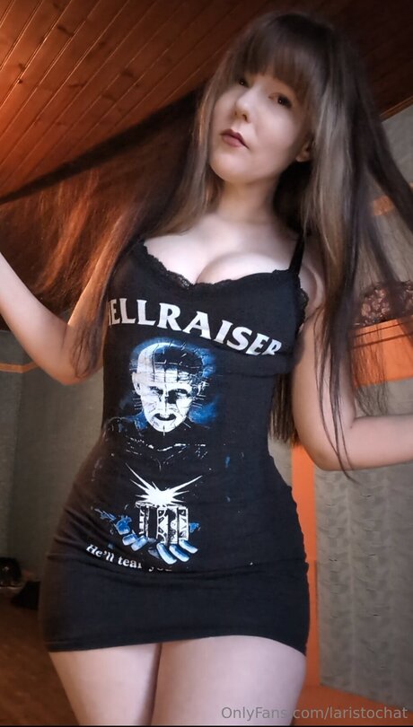 Laristochat pornstar top photo