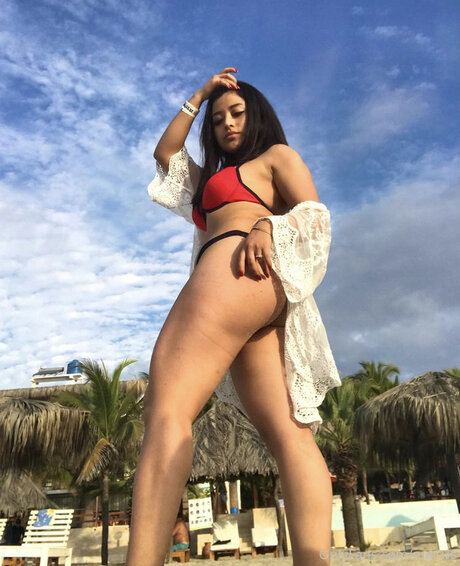 Mar Us model adult archive