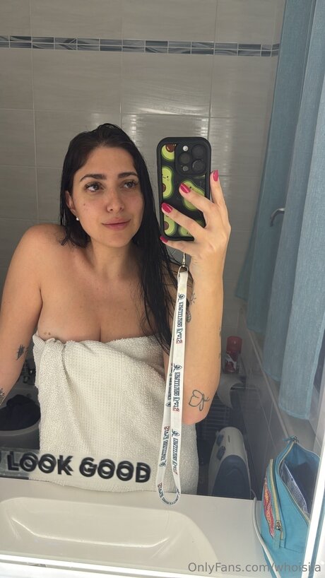 Whoisila model hot photo