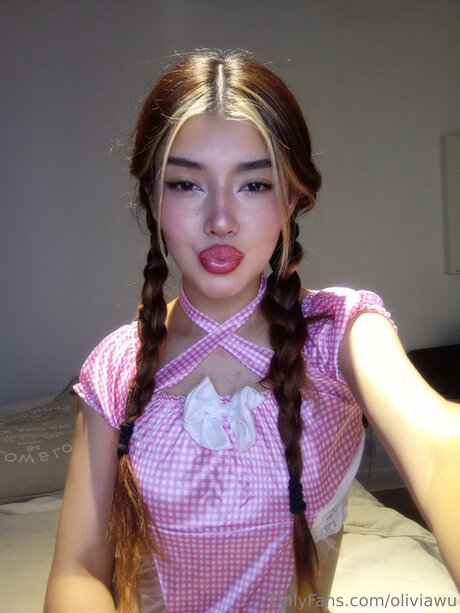 Oliviawu adult star pic