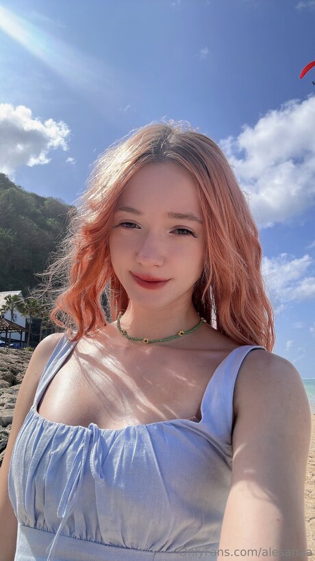 Alesanaa pornographic actress photo