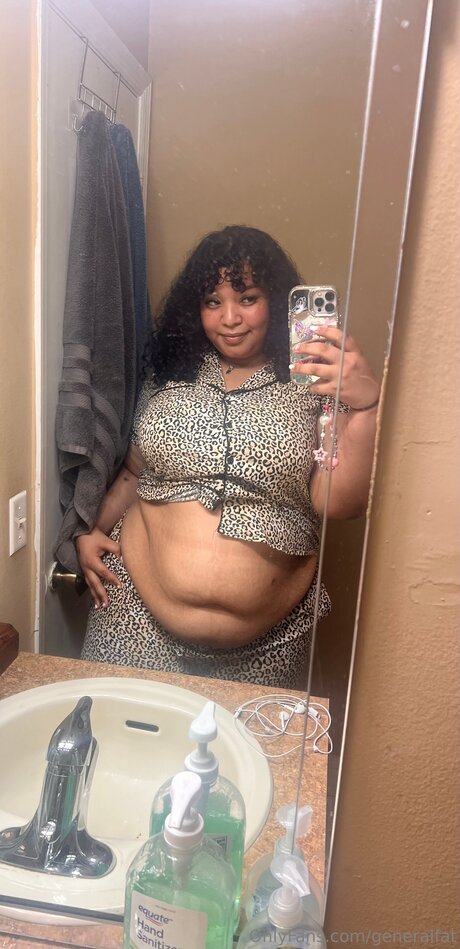 Generalfat model high quality picture