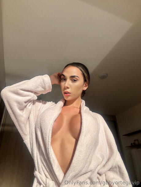 Gabyortegavip pretty model pic