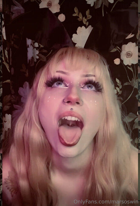 Marsoswin model exclusive picture