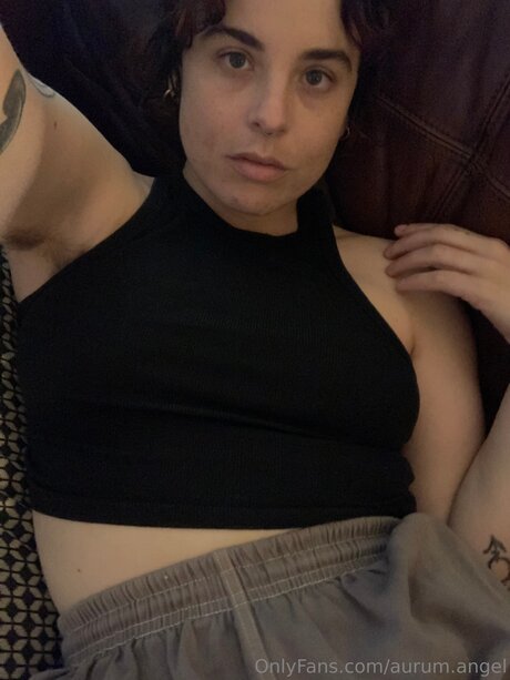 Aurum Angel porn model pics
