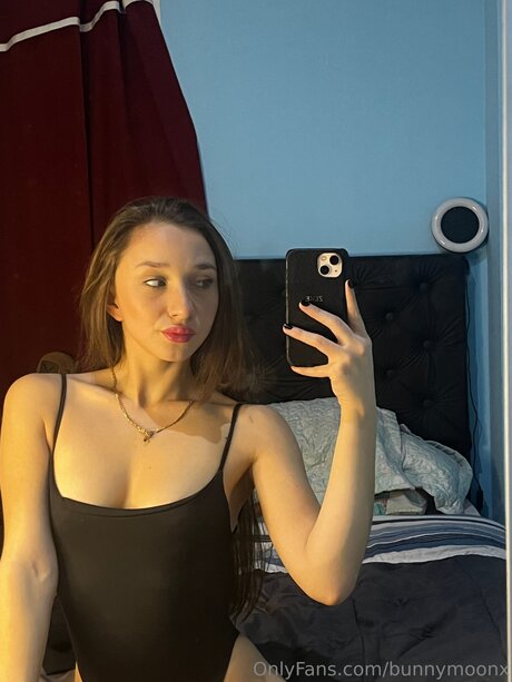 Bunnymoonx pornstar art photo