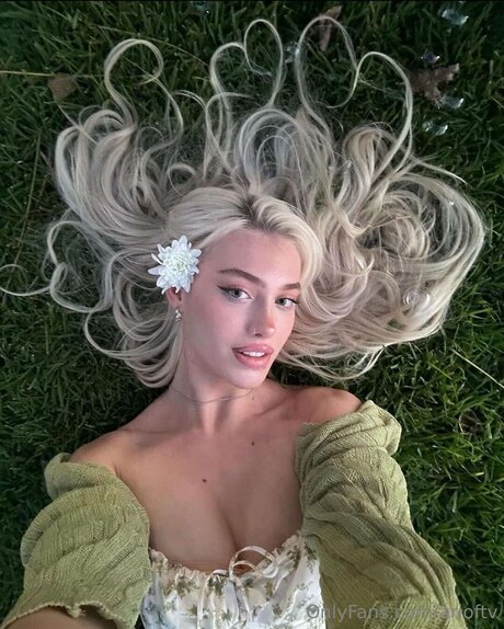 Arioftv top model photos