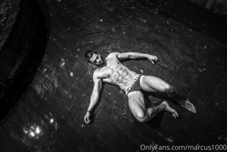 Marcus1000 model adult picture