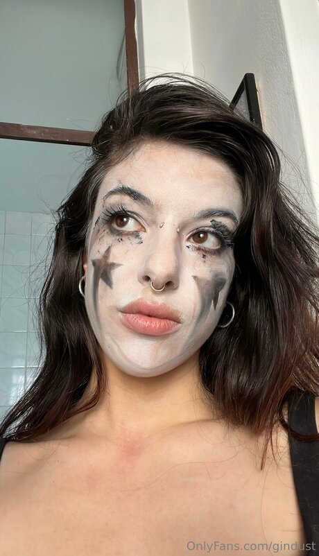 Gindust top model pics