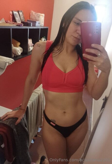 Acuariana2201 pornstar hot pics