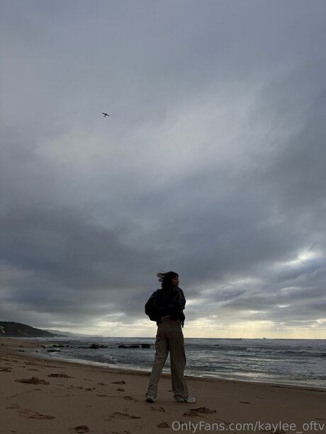 Kaylee Oftv pornstar nude photo