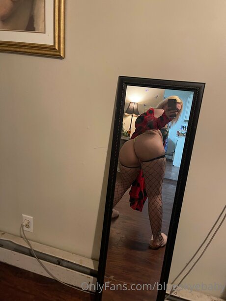 Blueskyebaby hot pornstar galleries