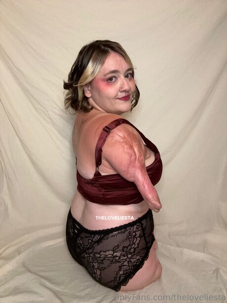 Theloveliesta hot model picture