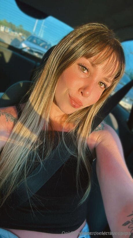 Criss Carpa model top gallery