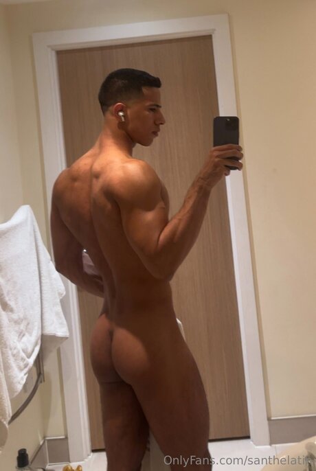 Santhelatin sex actress archive