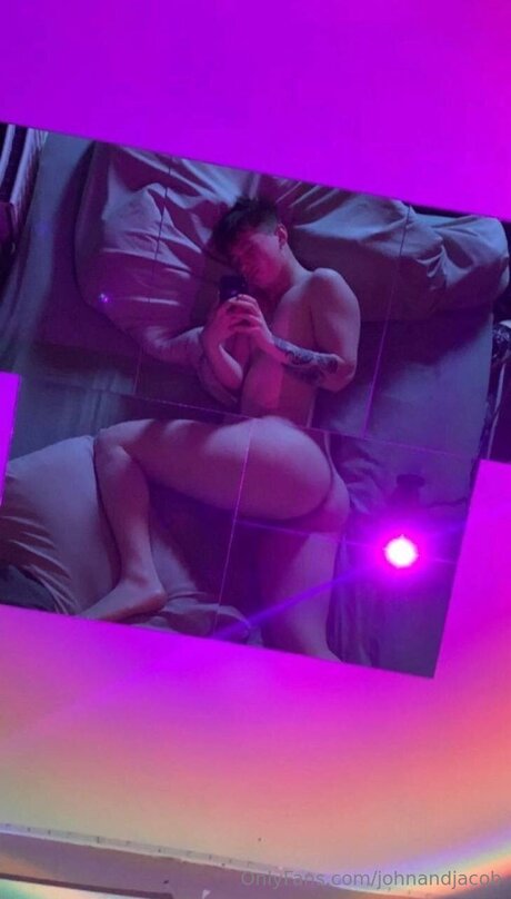Johnandjacob naked model pics
