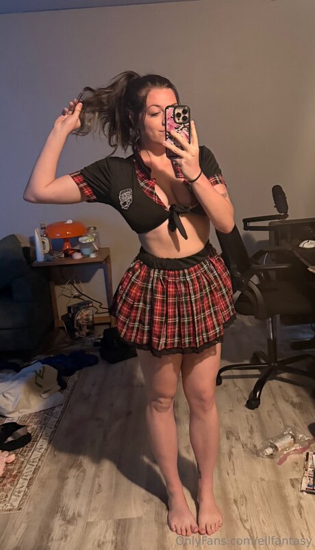 Ellfantasy nude pornstar pics