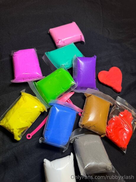 Rubbyxlash nice actress pics