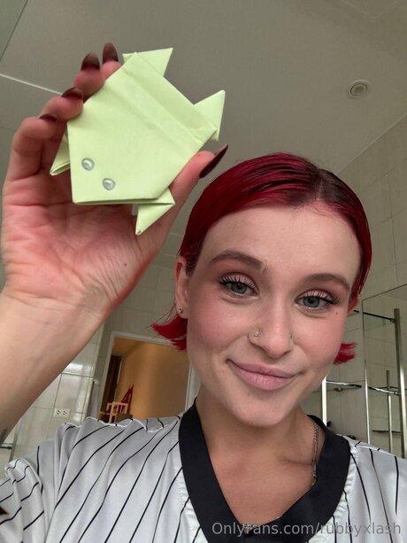 Rubbyxlash model nice image