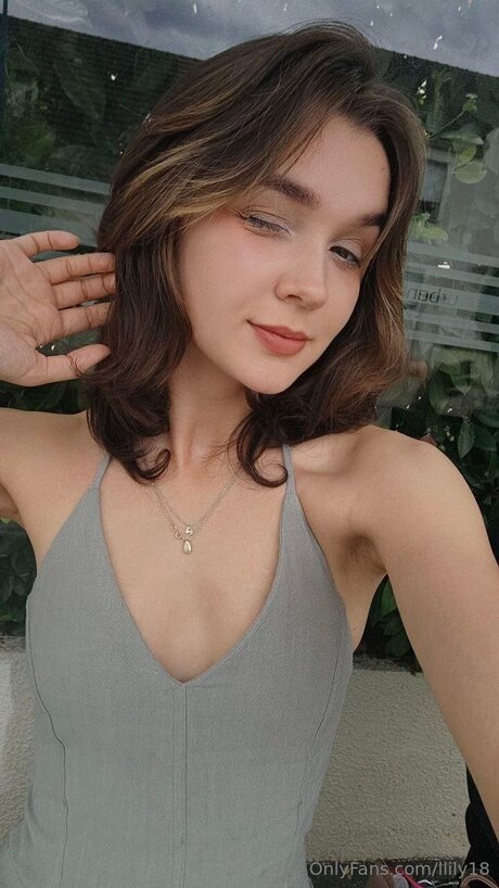 Llily18 pornographic actress gallery
