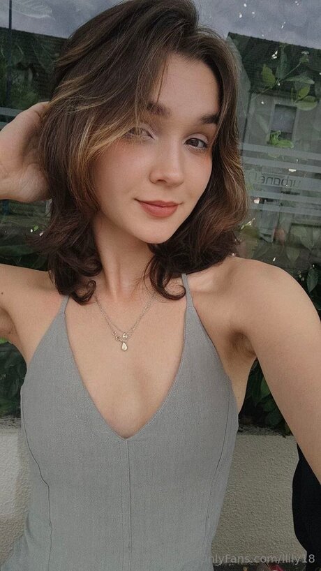 Llily18 pornstar high quality pics