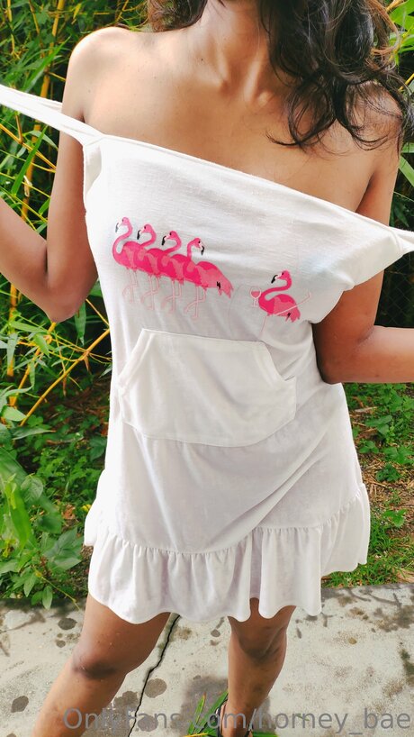 Horney Bae pretty star galleries