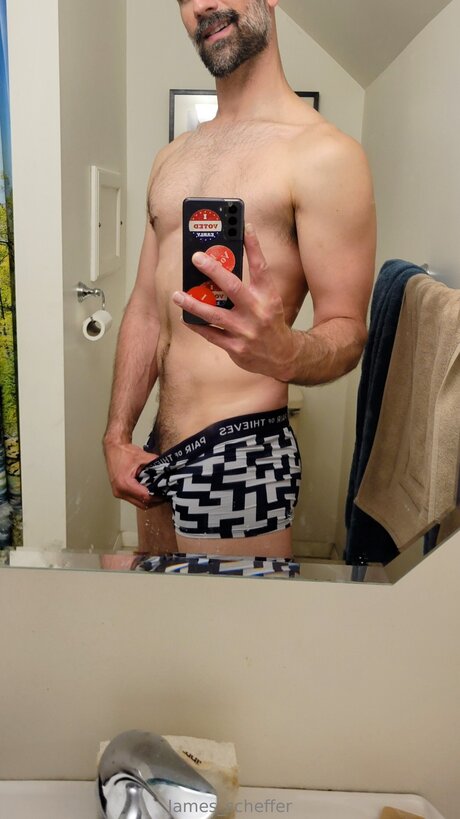 James Scheffer free model archive