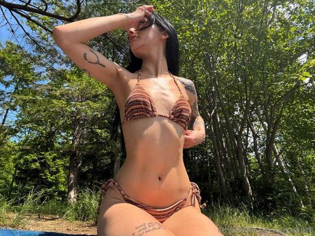 Lilydiem model xxx picture