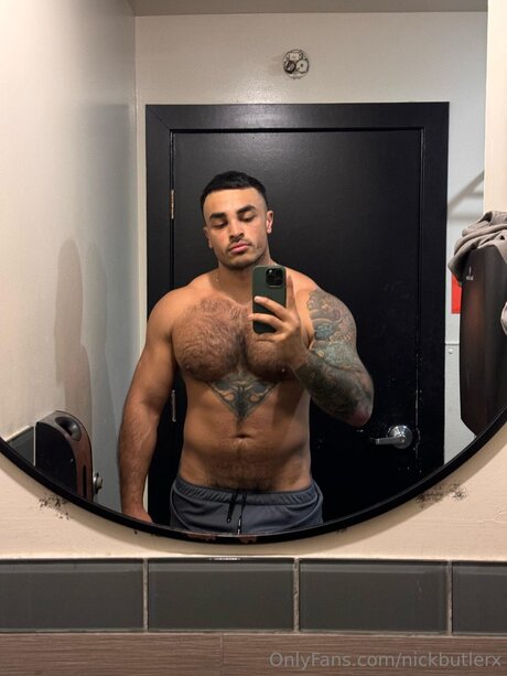 Nickbutlerx sex model archive