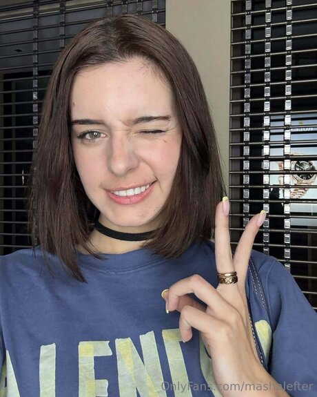 Mashalefter nude model gallery