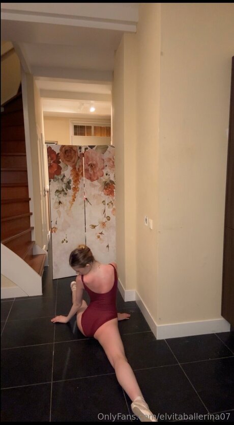 Elvitaballerina07 star sexy photos