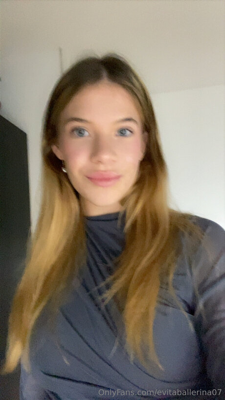 Elvitaballerina07 hot actress pics