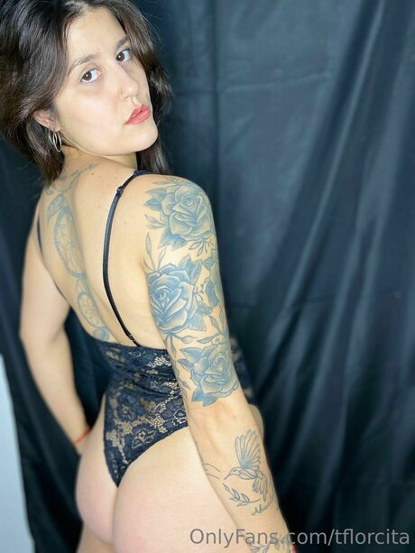 Tflorcita erotic model picture