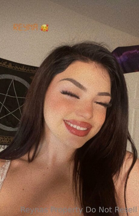 Lareynamarie naked pornstar photo