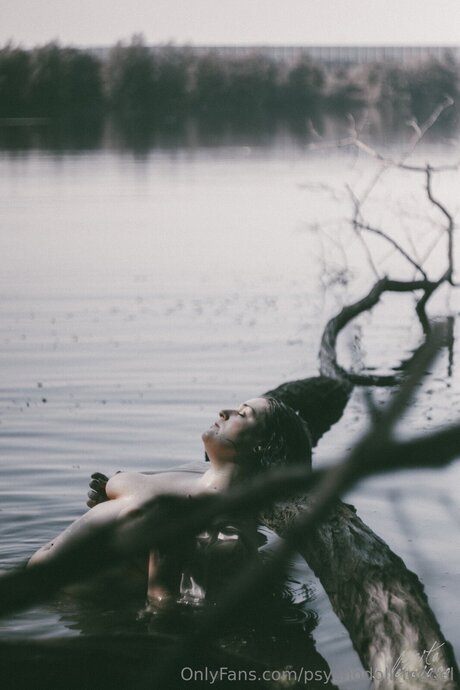 Psychodoll Model star hd images